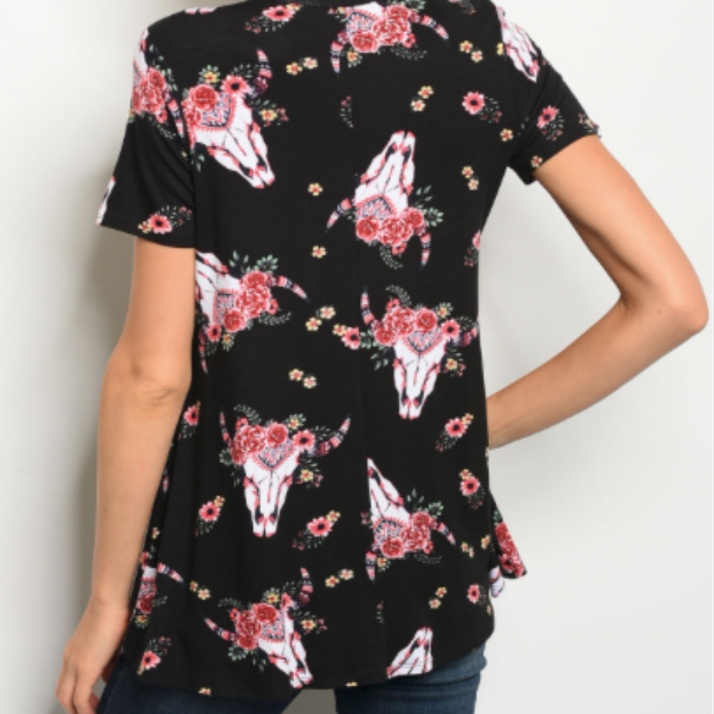 🆕 Black Southern Bull Head Short Sleeve Top - Picture 2 of 2
